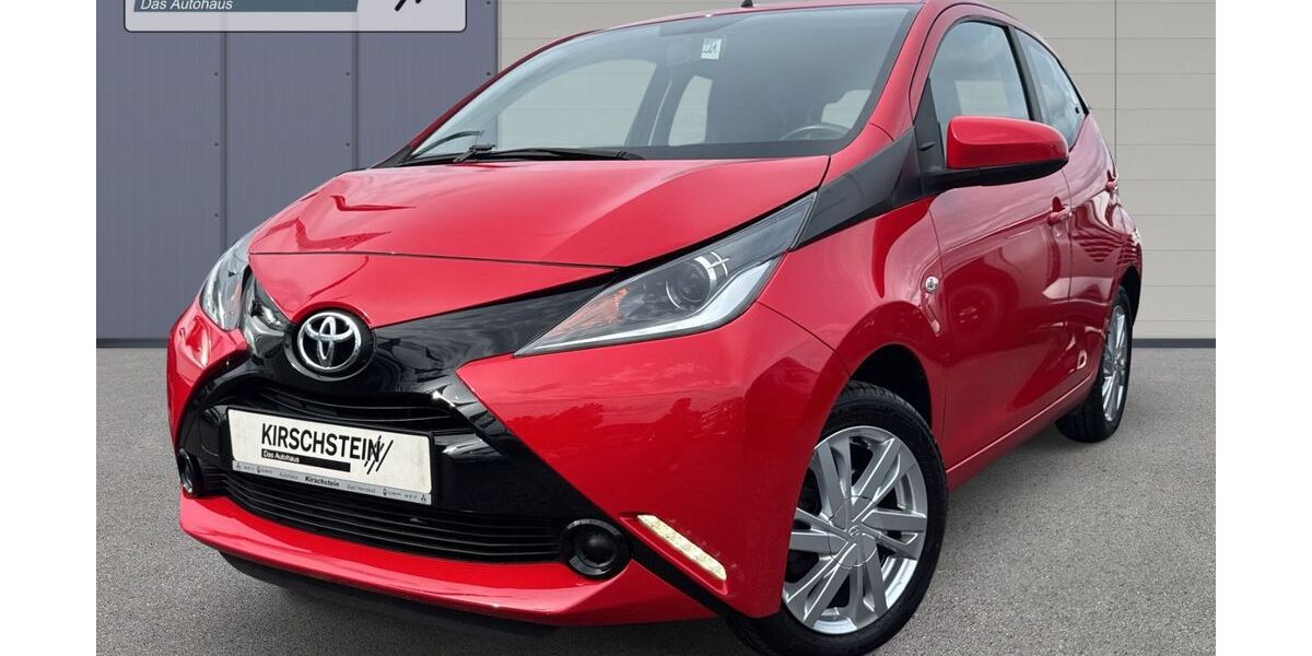 Toyota Aygo (X) 55.042 km 6.990 &euro; Bad Hersfeld 36251