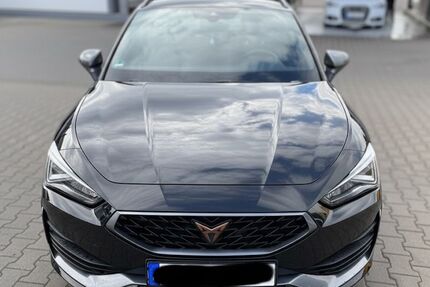 Cupra Leon 62.000 km 27.900 € Nürnberg 90459