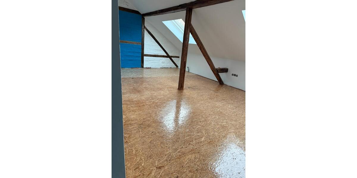 Einfamilienhaus Eisenach - 3 Zimmer, 100 m&sup2;, 1.000&euro; | Angebot:24764335