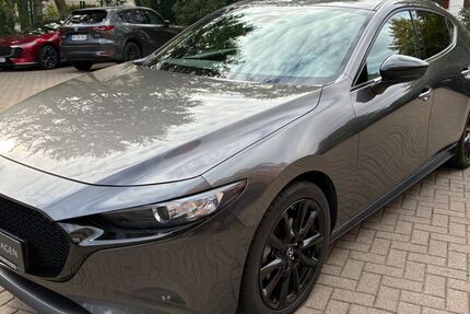 Mazda 3 20.430 km 22.990 &euro; Hamburg 21033