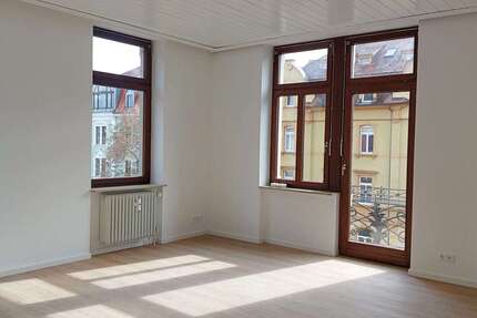 Wohnung Würzburg Steinbachtal - 3 Zimmer, 92 m&sup2;, 1.150&euro; | Angebot:25569538