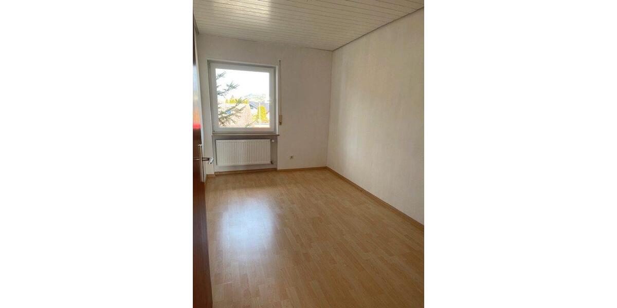 Etagenwohnung Hardheim - 4 Zimmer, 105 m&sup2;, 650&euro; | Angebot:26335060
