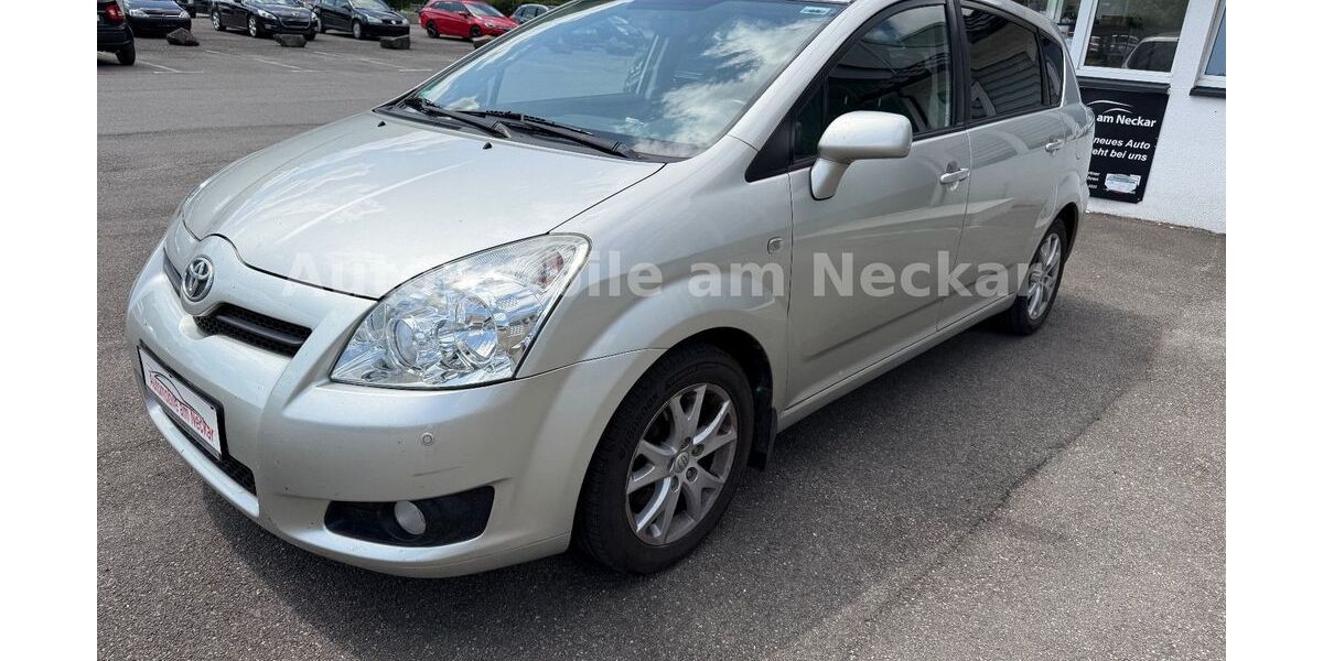 Toyota Corolla Verso 210.000 km 4.500 &euro; Oberndorf am Neckar 78727