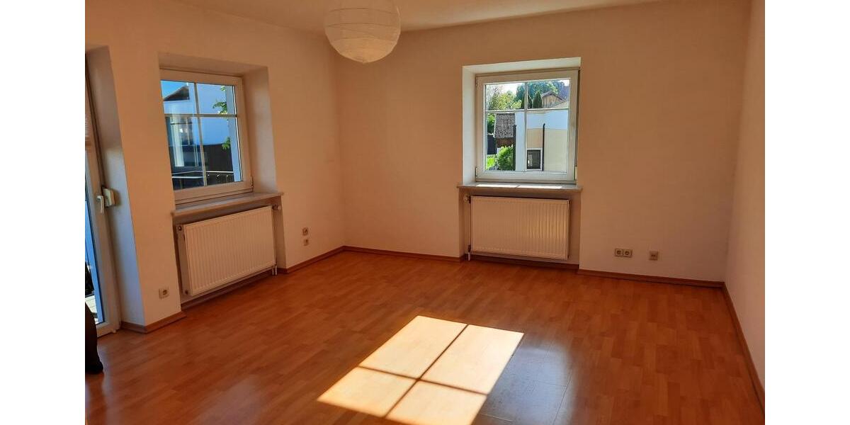 Etagenwohnung Reischach - 1.5 Zimmer, 40 m&sup2;, 250&euro; | Angebot:26250510