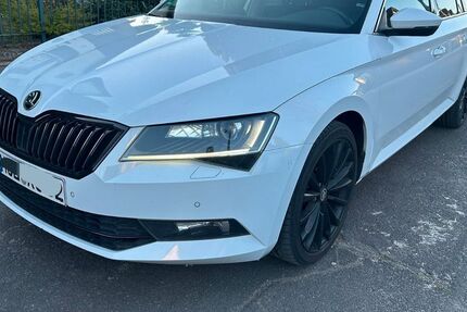 Skoda Superb 229.000 km 9.999 &euro; Hoppegarten 15366