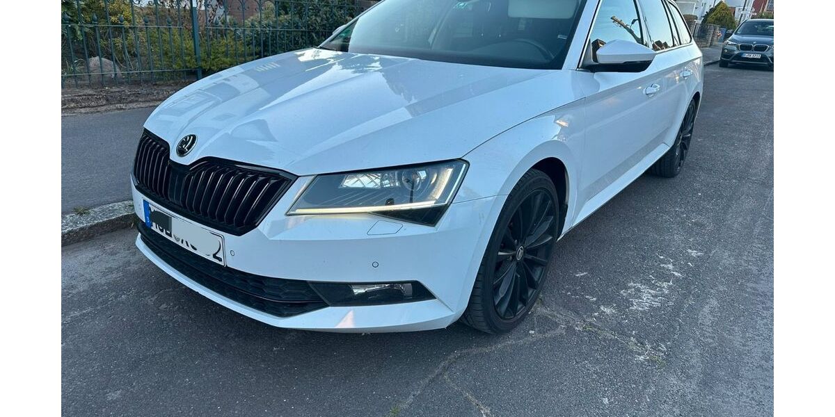 Skoda Superb 229.000 km 9.999 &euro; Hoppegarten 15366