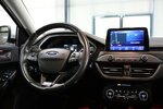 Ford Focus Tunier 1.5 EB VIGNALE / PANORAMA,LED,LEDER 138.000 km 14.991 &euro; Hamm 59077