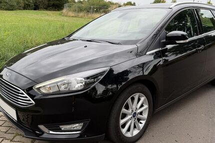 Ford Focus 94.955 km 10.600 &euro; Paderborn 33100