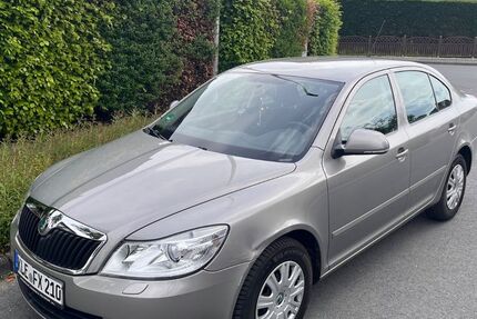 Skoda Octavia 107.000 km 5.200 &euro; Straelen 47638