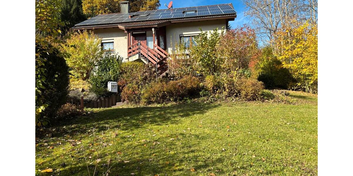 Einfamilienhaus Trossingen - 7 Zimmer, 209 m&sup2;, 699.000&euro; | Angebot:26811603
