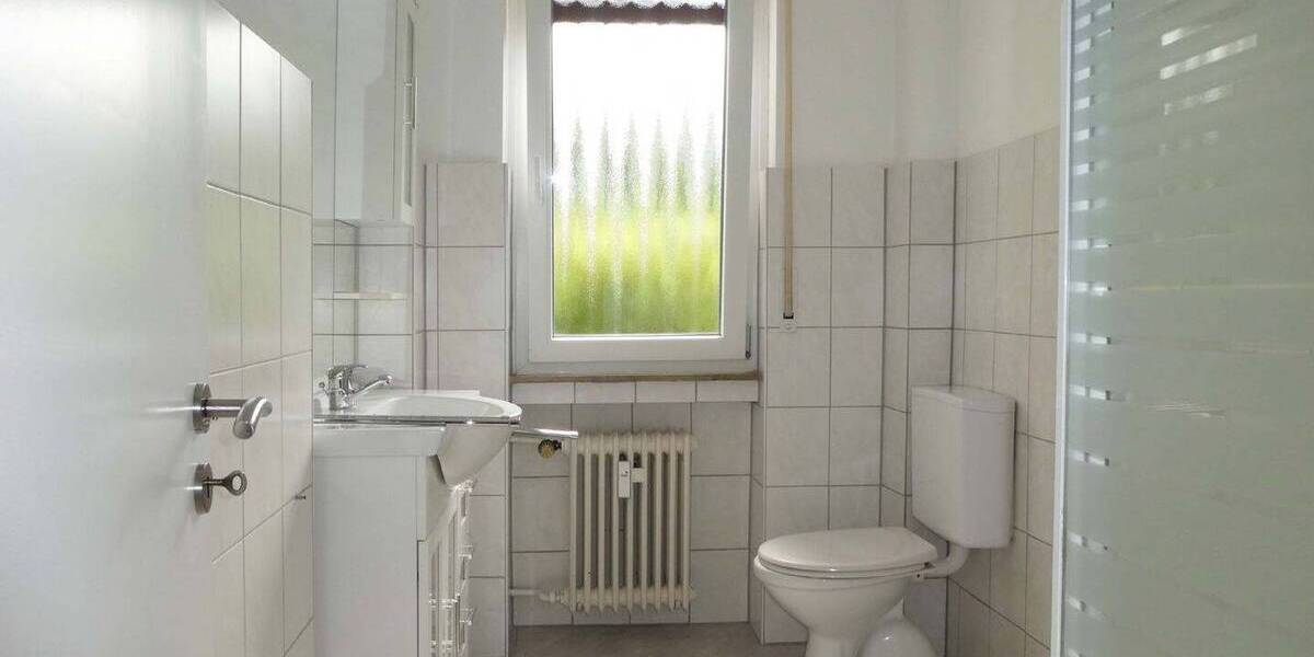 Mehrfamilienhaus, Wohnhaus Bad Orb - 7 Zimmer, 169 m&sup2;, 449.000&euro; | Angebot:25704433