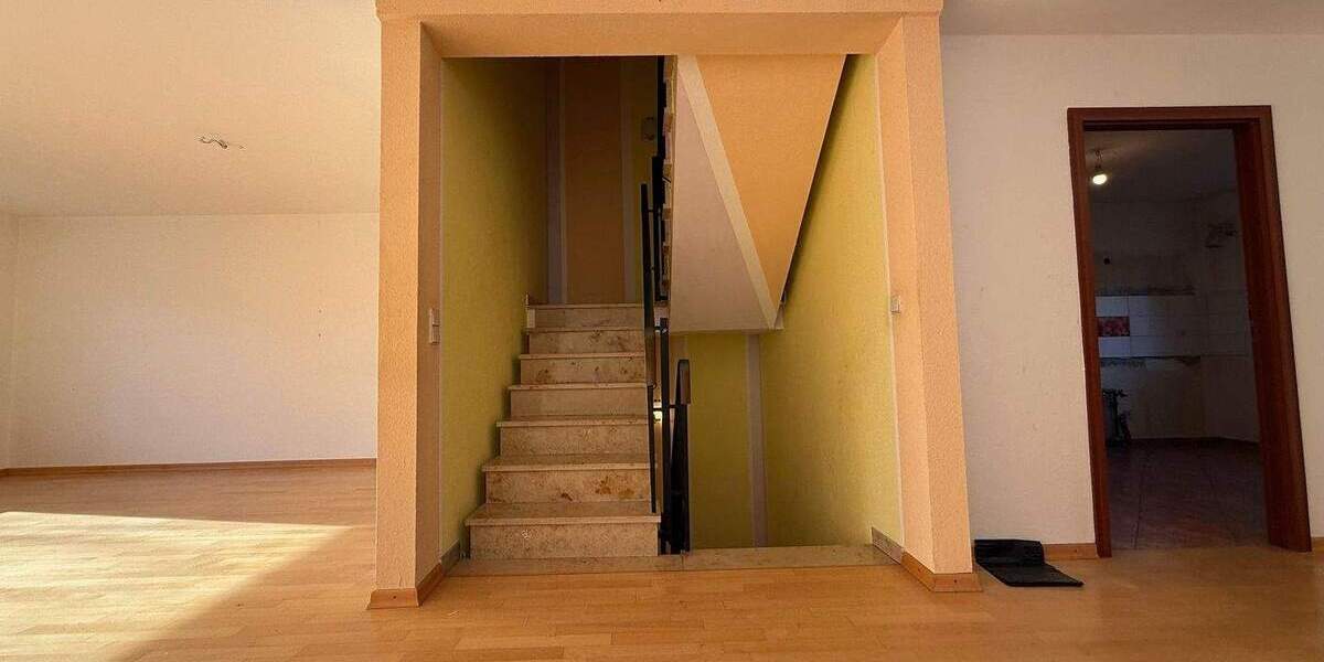 Reihenmittelhaus Mannheim Rheinau - 4 Zimmer, 122 m&sup2;, 365.000&euro; | Angebot:25668088