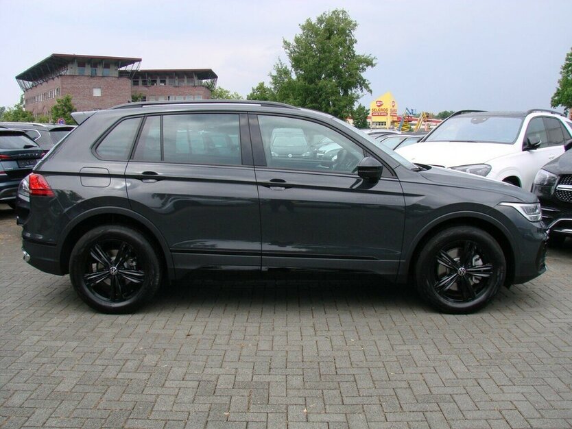 VW Tiguan 2.0TDI Urban Sport 4x4 ACC Navi LED 1.501 km 36.880 € Falkensee 14612