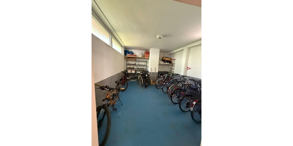 Attraktive helle 2 Zimmer Wohnung mit Aufzug und Parkplatz - Appartement Kriftel | Angebot:26633754