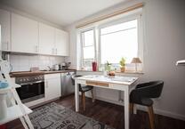 Schöne 3 Zimmerwohnung im Herzen von Schönebeck mit großzügigem Balkon