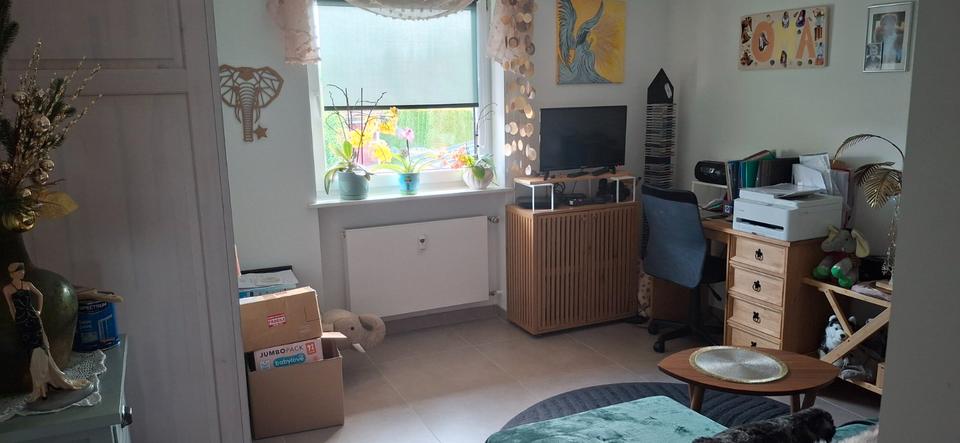 Etagenwohnung Tiefenbach - 3 Zimmer, 93 m&sup2;, 900&euro; | Angebot:26476771