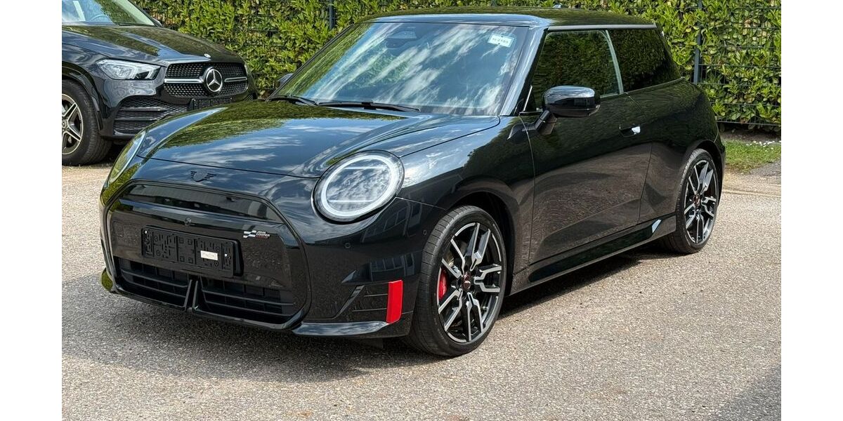 Mini John Cooper Works 26.700 km 37.995 &euro; Harrislee 24955