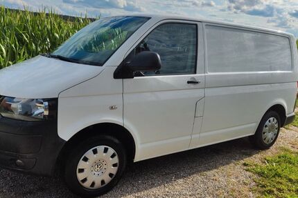 VW T5 Transporter 177.000 km 11.400 &euro; Langenmosen 86571