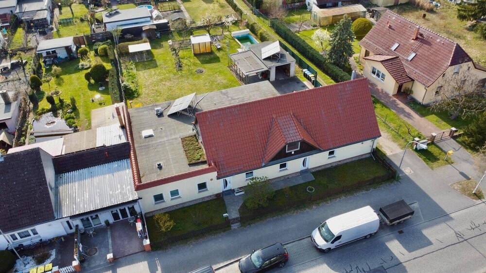 Einfamilienhaus Leegebruch - 7 Zimmer, 295 m&sup2;, 460.000&euro; | Angebot:26276672