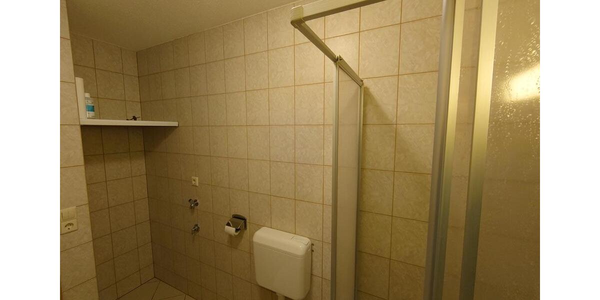Erdgeschoßwohnung Hohenstein-Ernstthal Ernstthal - 2.5 Zimmer, 62 m&sup2;, 300&euro; | Angebot:26679894