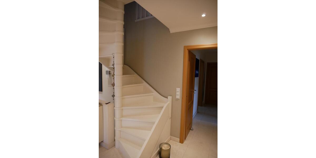 Einfamilienhaus Zweibrücken - 7 Zimmer, 200 m&sup2;, 495.000&euro; | Angebot:26837258