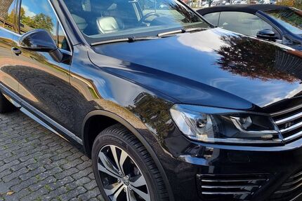 VW Touareg 147.600 km 22.999 € Elmenhorst 23869