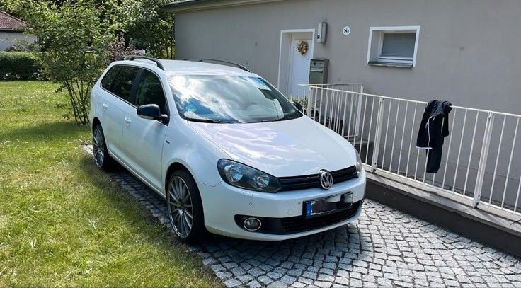 VW Golf 296.000 km 3.490 &euro; Leipzig 04347
