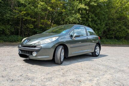 Peugeot 207 131.518 km 2.600 &euro; Osnabrück 49082