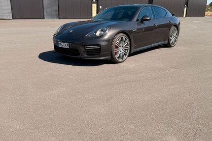 Porsche Panamera 119.400 km 42.500 &euro; Horn-Bad Meinberg 32805