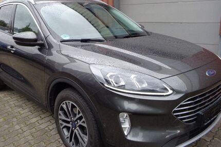 Ford Kuga 215.564 km 13.950 &euro; Hamburg 22399