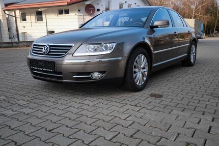 VW Phaeton 215.248 km 7.499 &euro; Velden 84149
