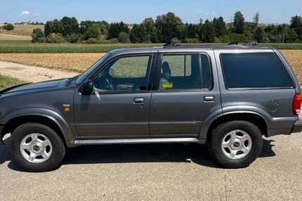 Ford Explorer 167.000 km 4.990 &euro; Gablingen-Holzhausen 86456