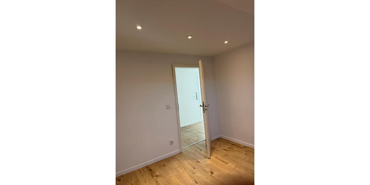 Dachgeschoßwohnung Treuchtlingen - 3 Zimmer, 70 m&sup2;, 700&euro; | Angebot:25271570