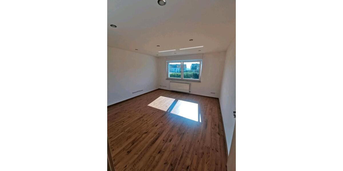 Erdgeschoßwohnung Heusweiler - 3.5 Zimmer, 83 m&sup2;, 799&euro; | Angebot:26190047