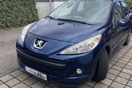 Peugeot 207 118.000 km 2.300 &euro; Saarbrücken 66117