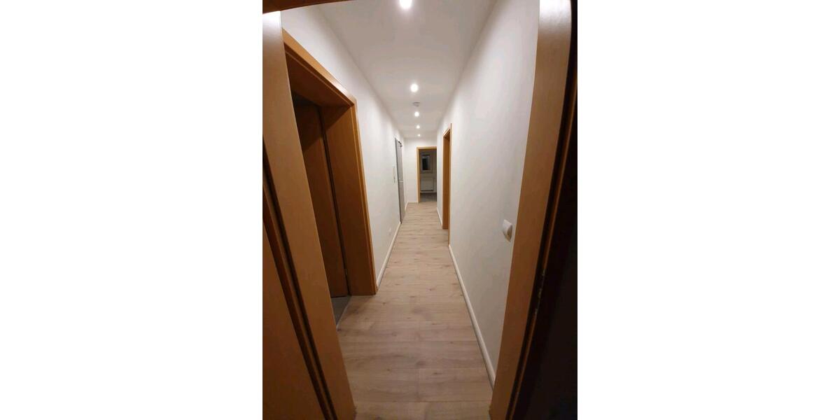 Etagenwohnung Neuötting - 2 Zimmer, 75 m&sup2;, 720&euro; | Angebot:26662935