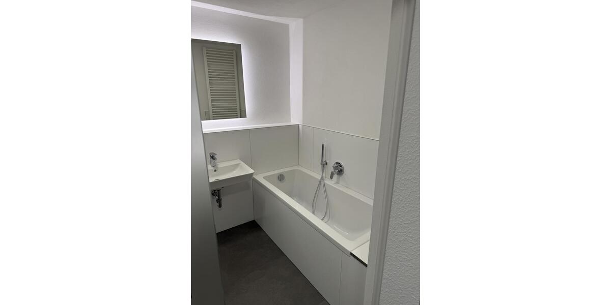 Reihenhaus Freiburg im Breisgau Haslach - 6 Zimmer, 160 m&sup2;, 3.250&euro; | Angebot:25361243