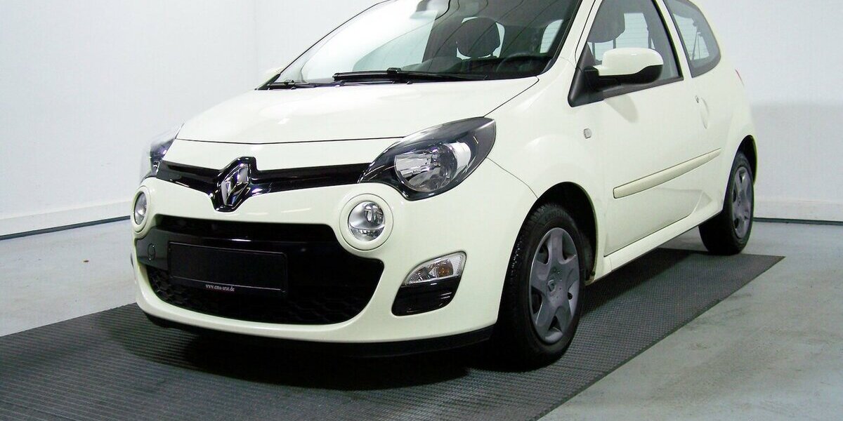 Renault Twingo Liberty+KLIMA+ALLWETTERREIFEN+FALTDACH 87.456 km 4.341 &euro; Hamburg 22119
