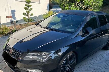 Seat Leon 127.000 km 17.800 &euro; bergneustadt 51702