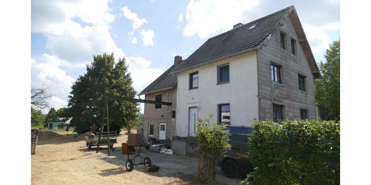 Einfamilienhaus Schleiden - 5 Zimmer, 110 m&sup2;, 219.000&euro; | Angebot:27097097