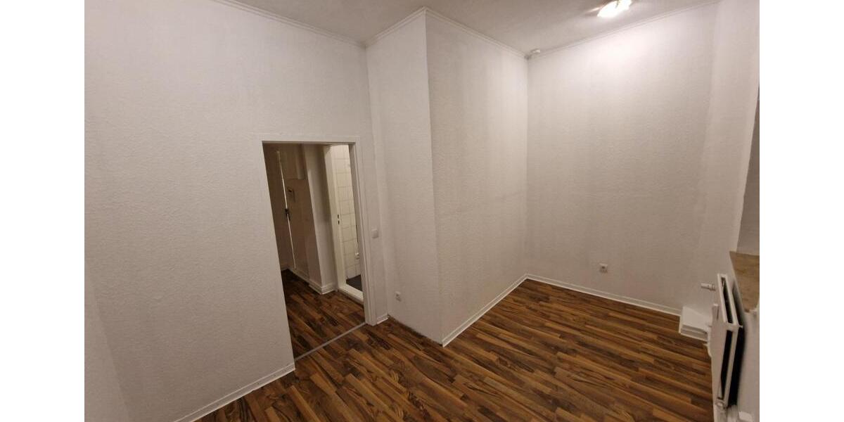 4-Zimmer Wohnung in Flensburg, neue Küche + E-Geräte, Badewanne 4 zimmer