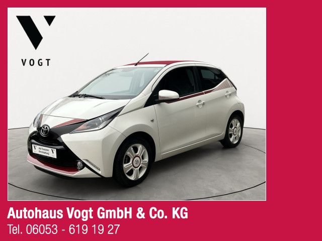 Toyota Aygo (X) 52.250 km 9.900 &euro; Wächtersbach 63607