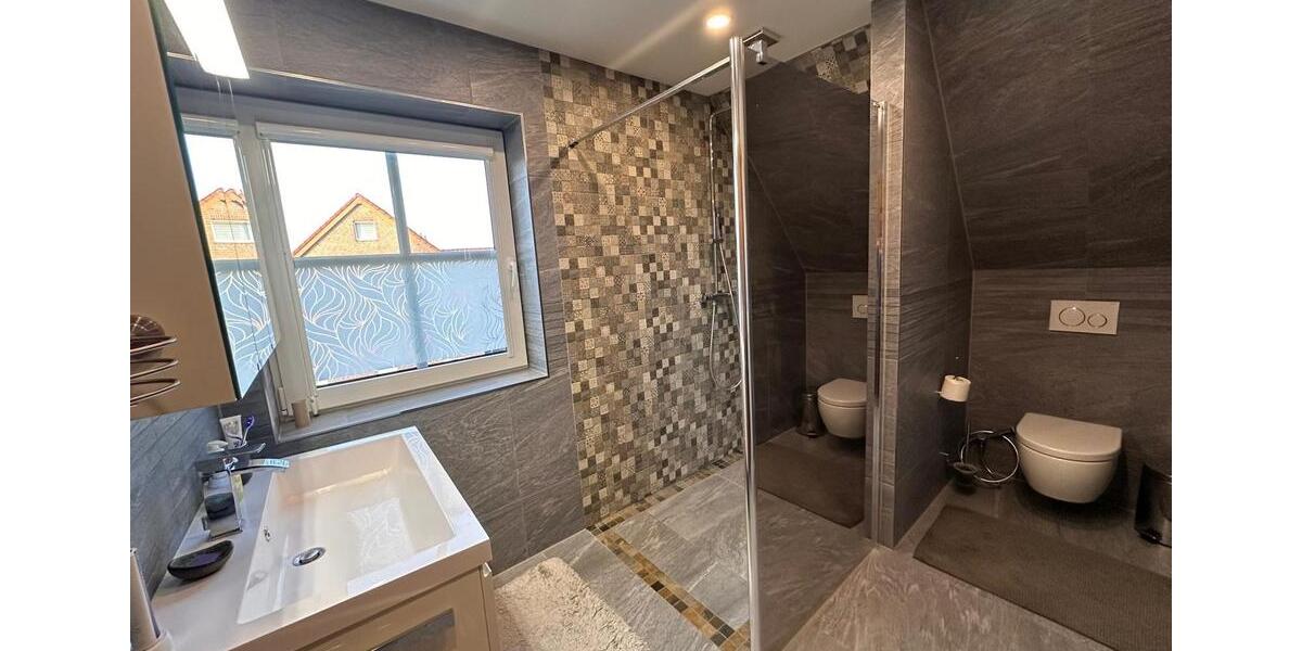 Einfamilienhaus Bad Bentheim - 8 Zimmer, 260 m&sup2;, 777.000&euro; | Angebot:26115355