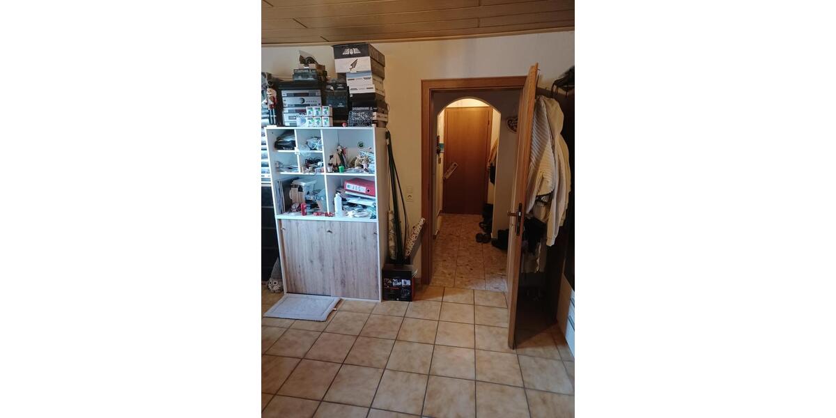Dachgeschoßwohnung Erwitte - 3 Zimmer, 94 m&sup2;, 600&euro; | Angebot:27605602