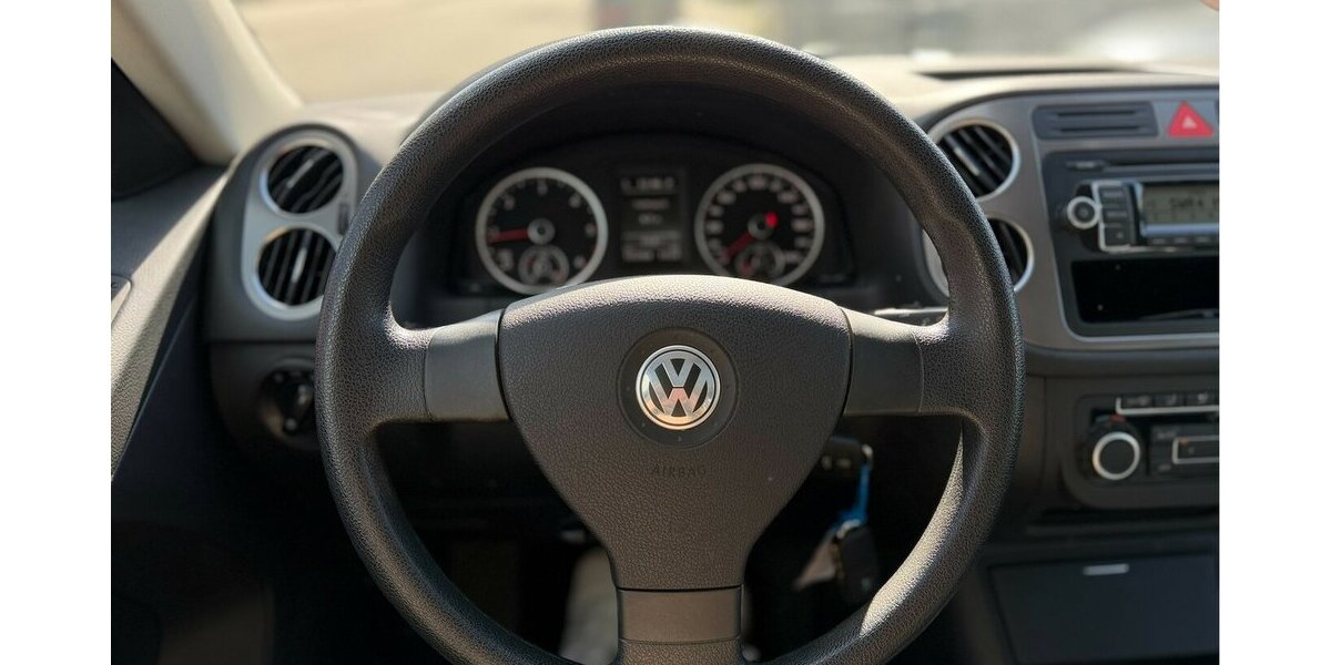 VW Tiguan 2.0 TDI DSG 4Motion 1. Hand AHK 172.000 km 7.490 &euro; Neckarsulm 74172