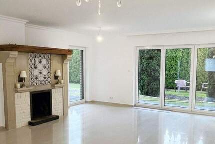 Familienfreundliches Einfamilienhaus mit Einliegerwohnung, Vollkeller + Garage - umfassend saniert - 6 zimmer