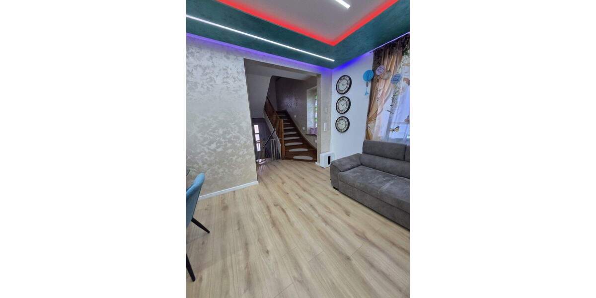 Doppelhaushälfte Niefern-Öschelbronn Öschelbronn - 5 Zimmer, 120 m&sup2;, 485.000&euro; | Angebot:25746603
