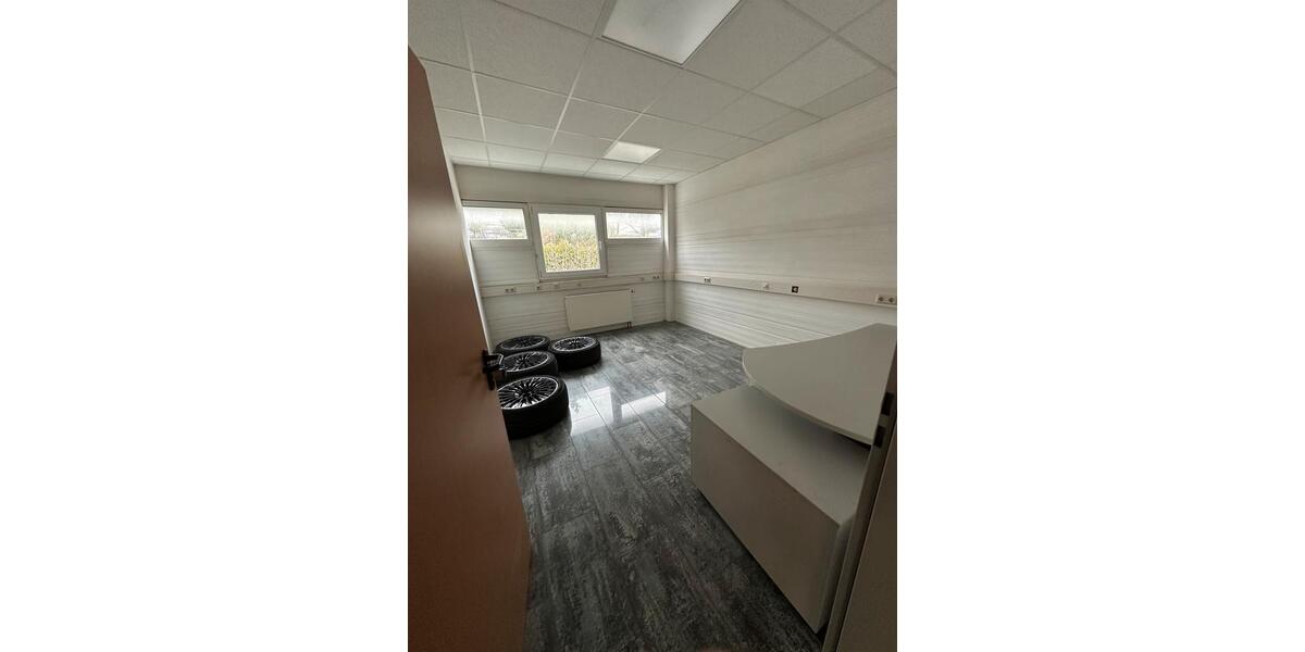 Büro zu vermieten – Steinstraße 4, 35781 Weilburg-Waldhausen zimmer