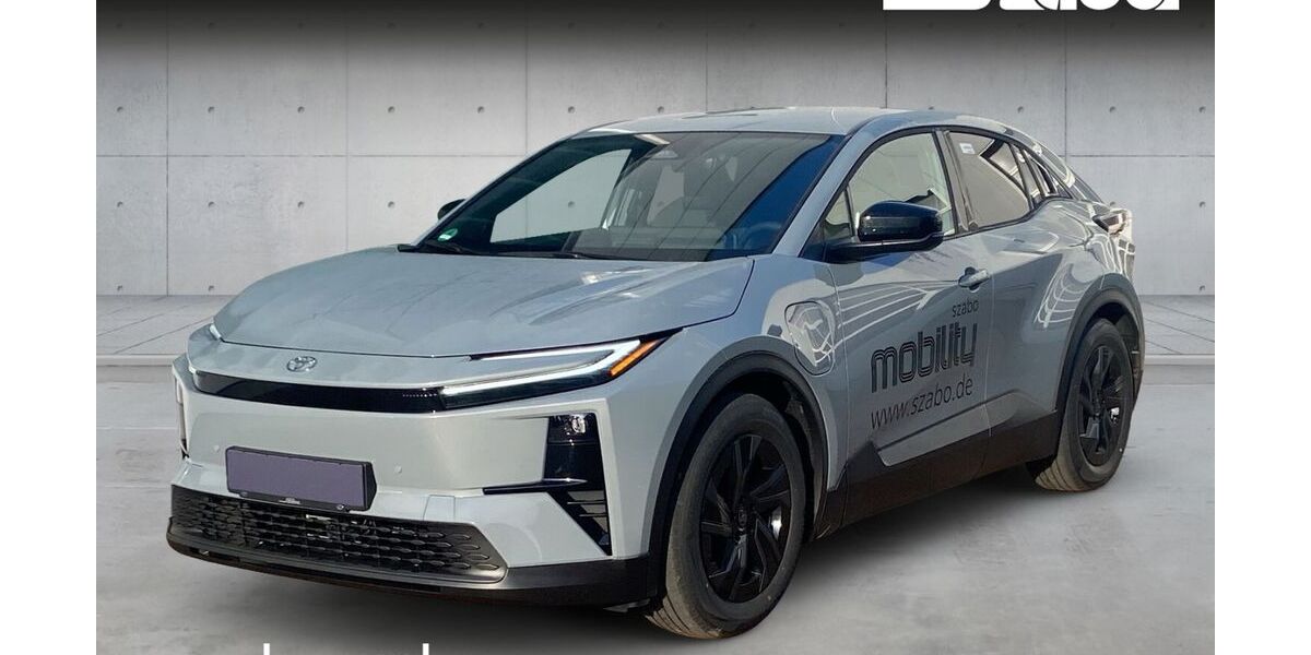 Toyota C-HR 4.000 km 43.040 &euro; Wertheim 97877
