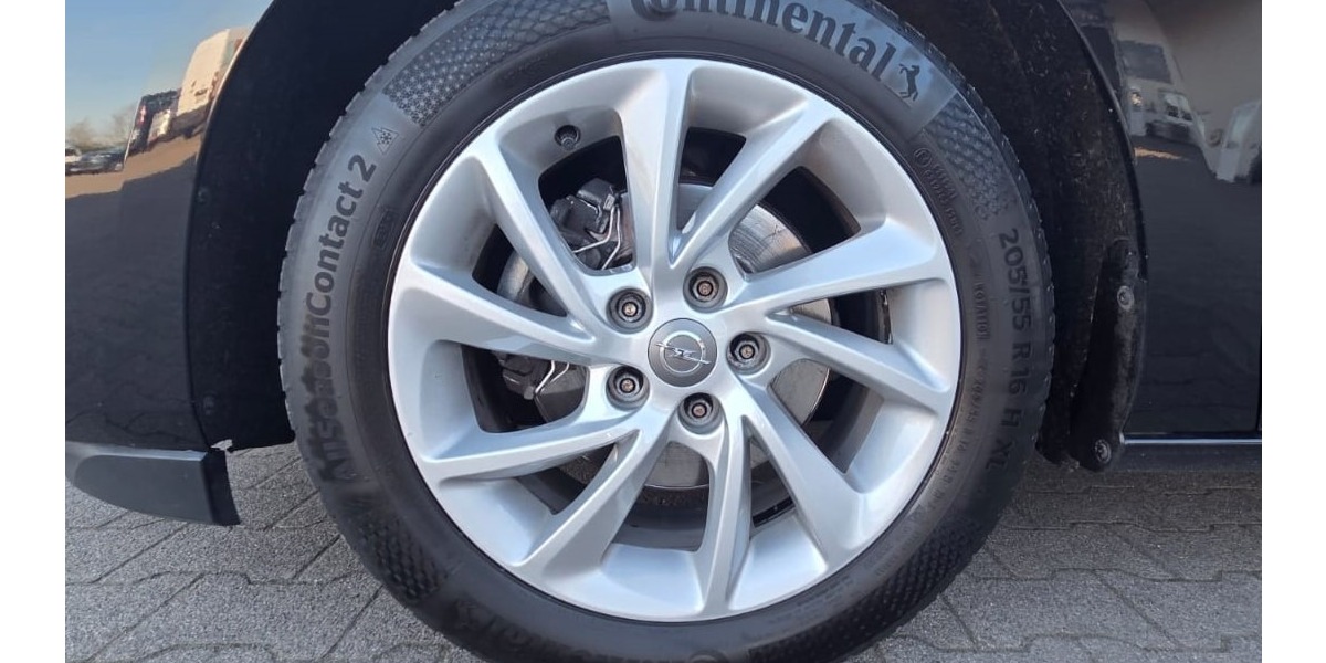 Opel Astra K ST ELEGANCE SHZ/KAM/NAV/LEDER/LENKRADHZ. 114.300 km 10.490 &euro; Hatten 26209
